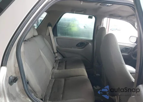 2001 Ford Escape Xlt from USA, damaged, VIN 1FMYU03181KA16847